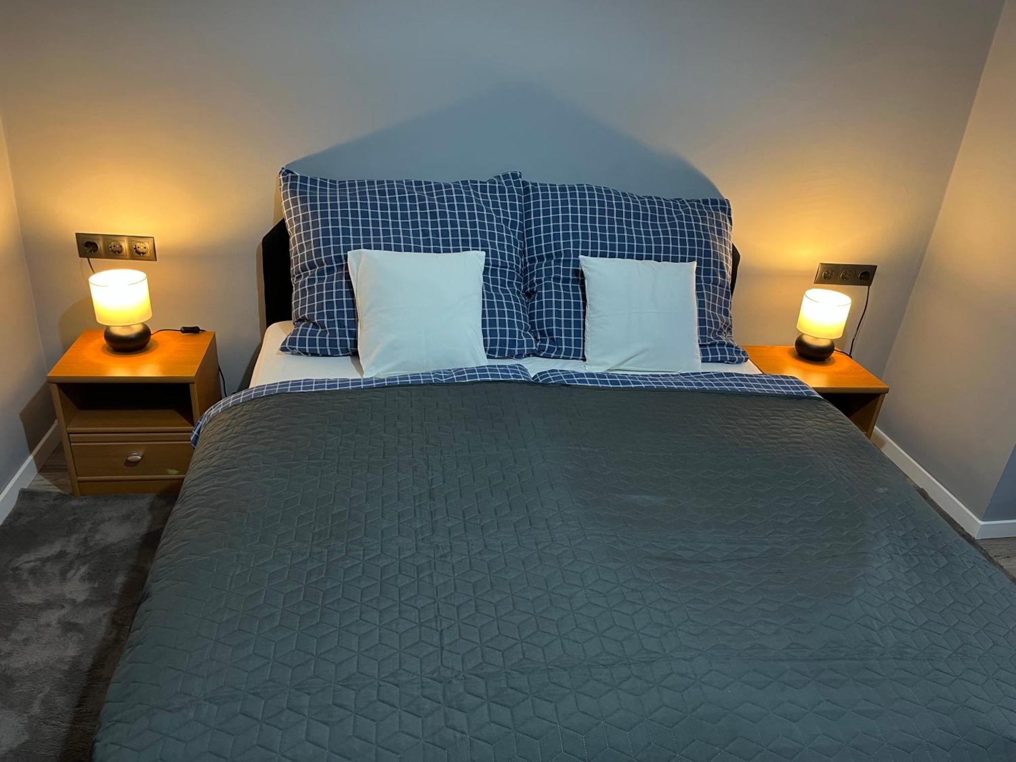 Mandula Vendeghaz Apartment เอ็กเกอร์ ภายนอก รูปภาพ